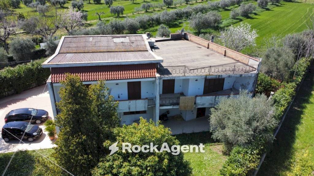 Vista - Villa via Indipendenza, 76, Sant'Egidio alla Vibrata - photo 3