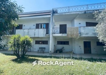 Facciata - Villa via Indipendenza, 76, Sant'Egidio alla Vibrata - photo 26