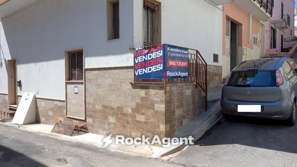 Zona - Independent house via Giuseppe Parini, 10, Ruffano - photo 2
