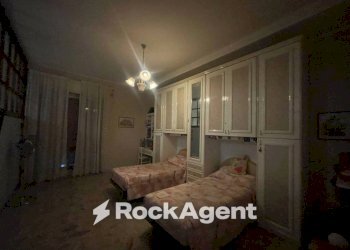 Camera da letto - Three-room apartment via Angelo Volpicelli, 34, Arzano - photo 6