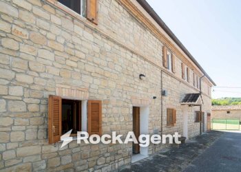 Facciata - Rustic via Santa Maria, 8, Cupramontana - photo 4