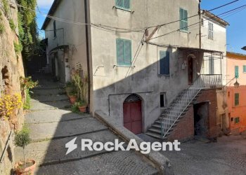 Facciata - Bilocale via Papiro, 13, Acquapendente - foto 14