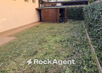 Box auto - Villa a Schiera strada Statale 106 Jonica, 20, Caulonia - foto 22