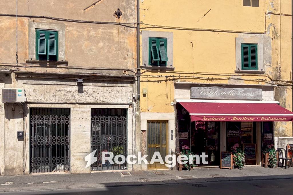 Facciata - Trilocale via Giuseppe Garibaldi, 177, Livorno - foto 2