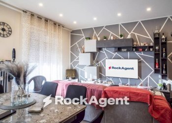 Salone - Three-room apartment via G. Bellone, 23, Mede - photo 8
