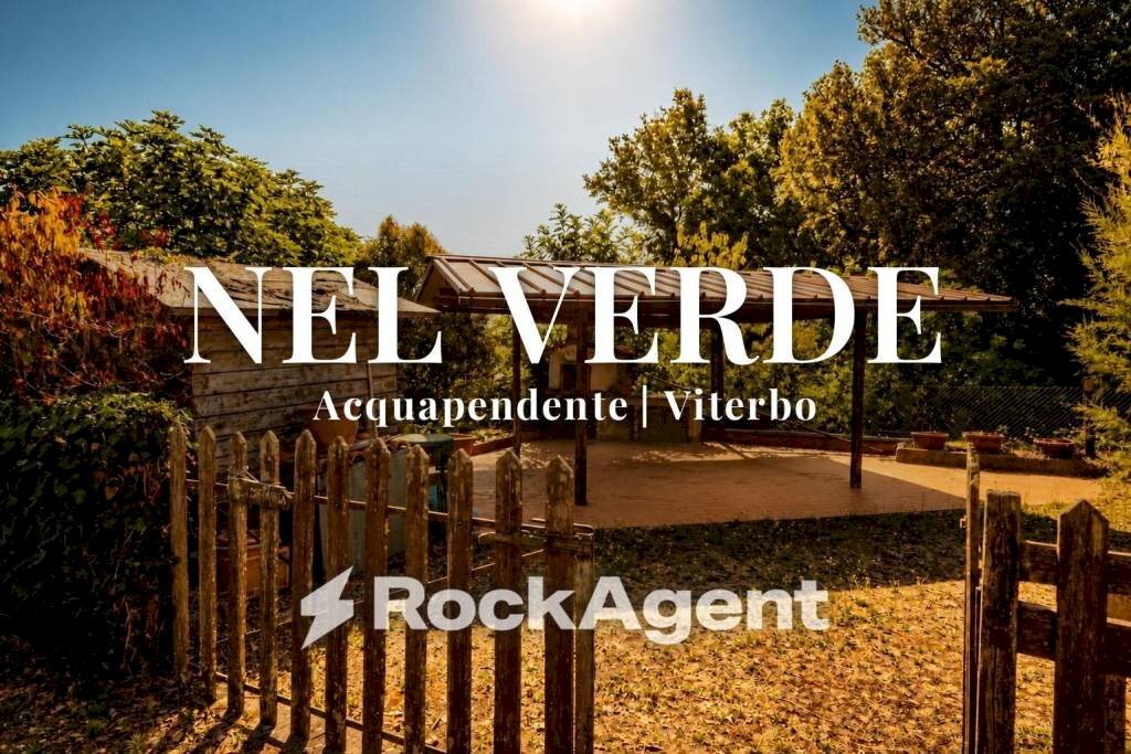 Cortile interno - Trilocale via Aldo Moro, 8, Acquapendente - foto 1