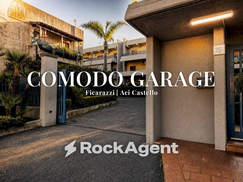 Cortile interno - Garage - Autosilos - Parking via San Gregorio, 75, Aci Castello - photo 1