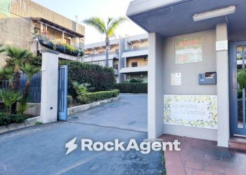 Ingresso - Garage - Autosilos - Parking via San Gregorio, 75, Aci Castello - photo 8