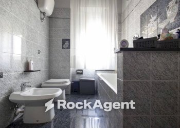 Bagno - Appartamento viale dei Tulipani, 183, Catanzaro - foto 20