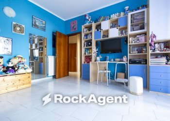 Camera da letto - Appartamento viale dei Tulipani, 183, Catanzaro - foto 27
