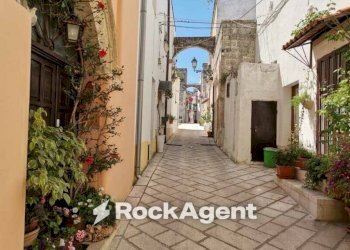 Zona - Casa indipendente via M. Giangreco, 48, Ruffano - foto 1