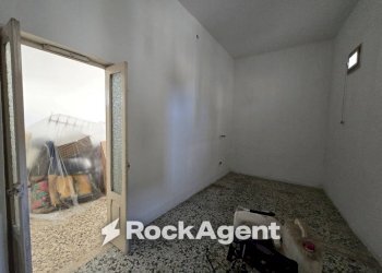 Stanza non arredata - Casa indipendente via M. Giangreco, 48, Ruffano - foto 23