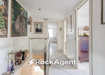 Corridoio - Four-room apartment strada Comunale Marrone, Capurso - photo 15