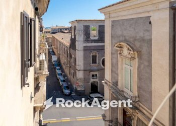 Vista - Three-room apartment via Vittorio Emanuele II, 108, Catania - photo 20