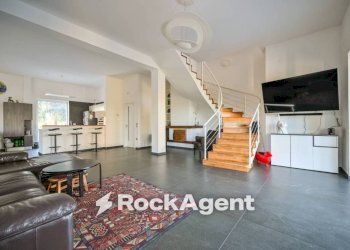 Salone - Villa via Mare Mediterraneo, 44, Pontecagnano Faiano - foto 13