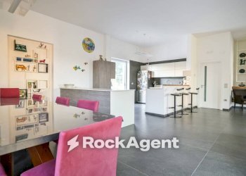 Salone - Villa via Mare Mediterraneo, 44, Pontecagnano Faiano - foto 14