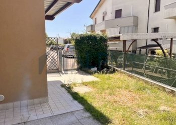 Giardino - Four-room apartment via Faentina Nord, 148, Russi - photo 14