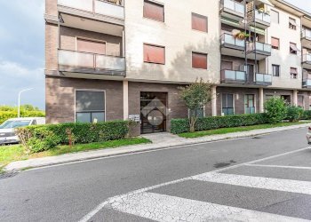 Two-room apartment Via Achille Grandi, Lainate - photo 2