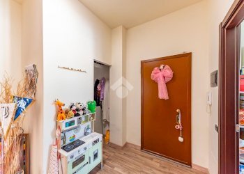 Two-room apartment Via Achille Grandi, Lainate - photo 4