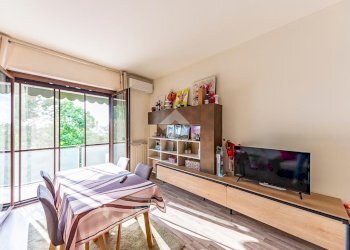 Two-room apartment Via Achille Grandi, Lainate - photo 8