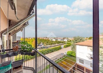 Two-room apartment Via Achille Grandi, Lainate - photo 16