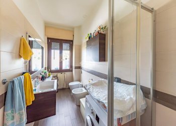 Two-room apartment Via Achille Grandi, Lainate - photo 17