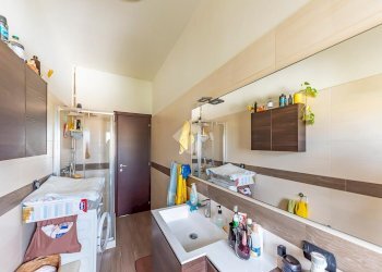 Two-room apartment Via Achille Grandi, Lainate - photo 20