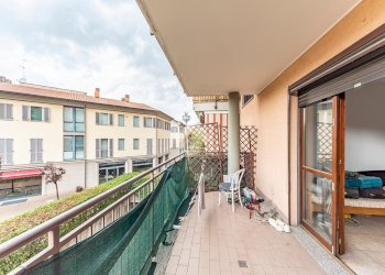 Two-room apartment Viale Rimembranze, Lainate - photo 8