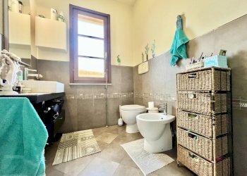 Bagno - Four-room apartment Via Umberto Terracini 18, Pontedera - photo 11