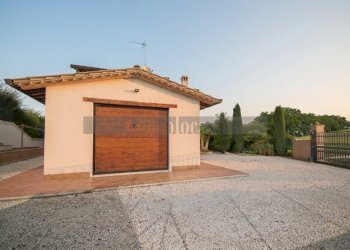 ESTERNO - Villa Strada delle Tavernacce 52, Perugia - foto 5
