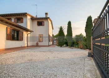 ESTERNO - Villa Strada delle Tavernacce 52, Perugia - foto 6