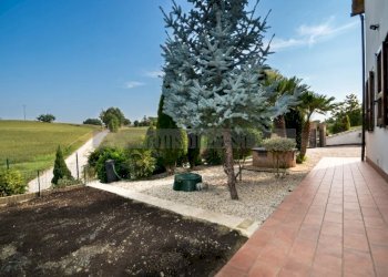 ESTERNO - Villa Strada delle Tavernacce 52, Perugia - foto 9