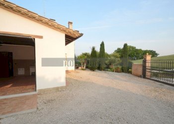 ESTERNO - Villa Strada delle Tavernacce 52, Perugia - foto 11