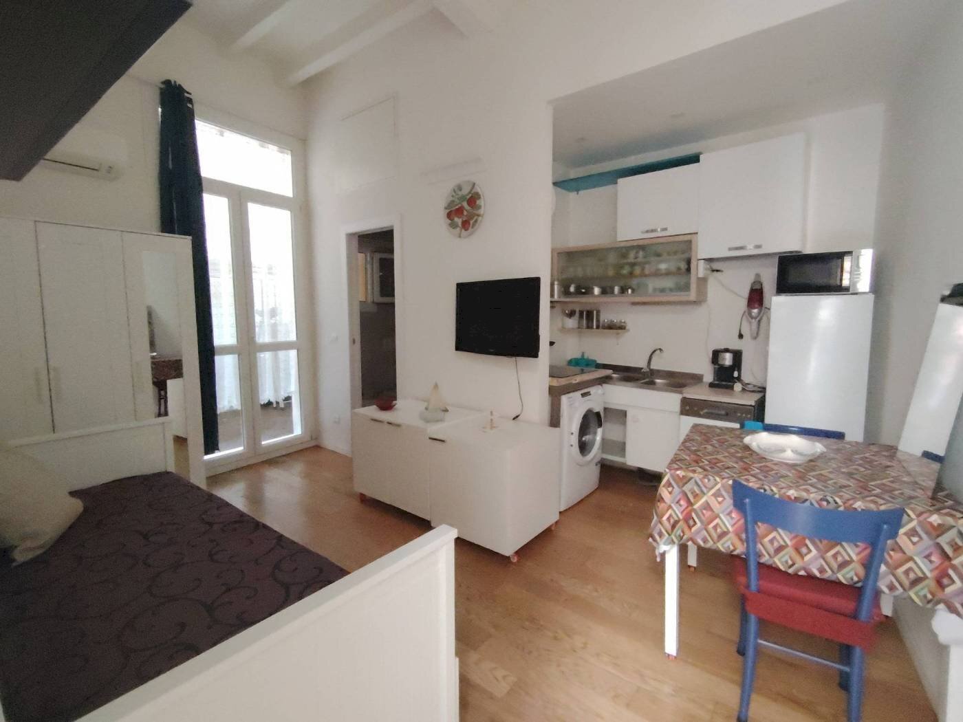 One-room apartment Vicolo Bolognetti, 26, Bologna (neighborhood Centro Storico) - photo 1