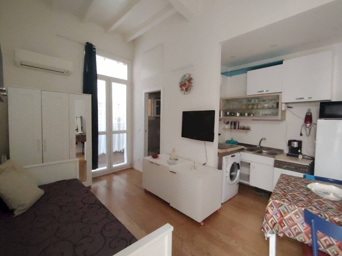 One-room apartment Vicolo Bolognetti, 26, Bologna (neighborhood Centro Storico) - photo 2