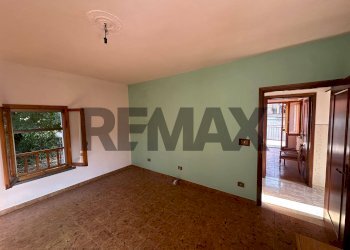 Stanza vuota - Casa indipendente MARCONI
 
44, Quattro Castella - foto 24