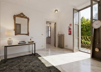 Ingresso - Quadrilocale via Vittorio Veneto, 25, Mondovì - foto 1