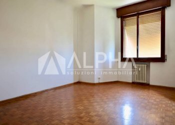 Camera da letto - Appartamento via Francesco Prampolini, Modena (zona Centro Storico) - foto 15