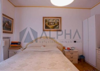 Camera da letto - Quadrilocale via Mario Angeloni, Forlì - foto 13