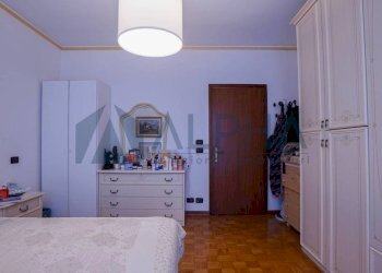 Camera da letto - Quadrilocale via Mario Angeloni, Forlì - foto 16
