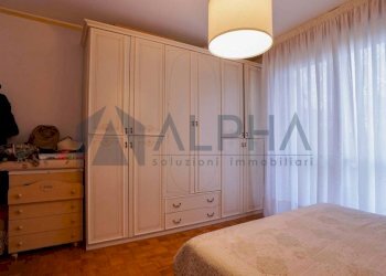 Camera da letto - Quadrilocale via Mario Angeloni, Forlì - foto 17