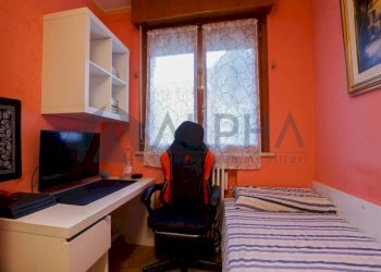 Camera da letto - Quadrilocale via Mario Angeloni, Forlì - foto 25