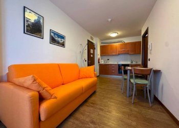 Salone - Two-room apartment via Galet, Valdisotto - photo 8