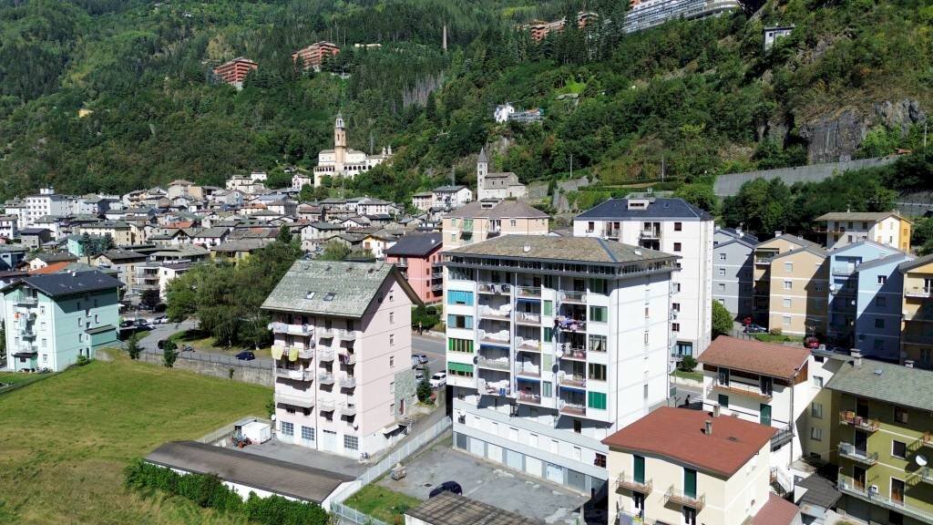 Vista - Four-room apartment via 1 Maggio, 2, Sondalo - photo 2