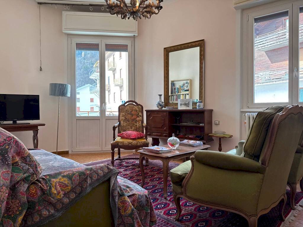 Salone - Four-room apartment largo Giuseppe Mazzini, Sondalo - photo 1