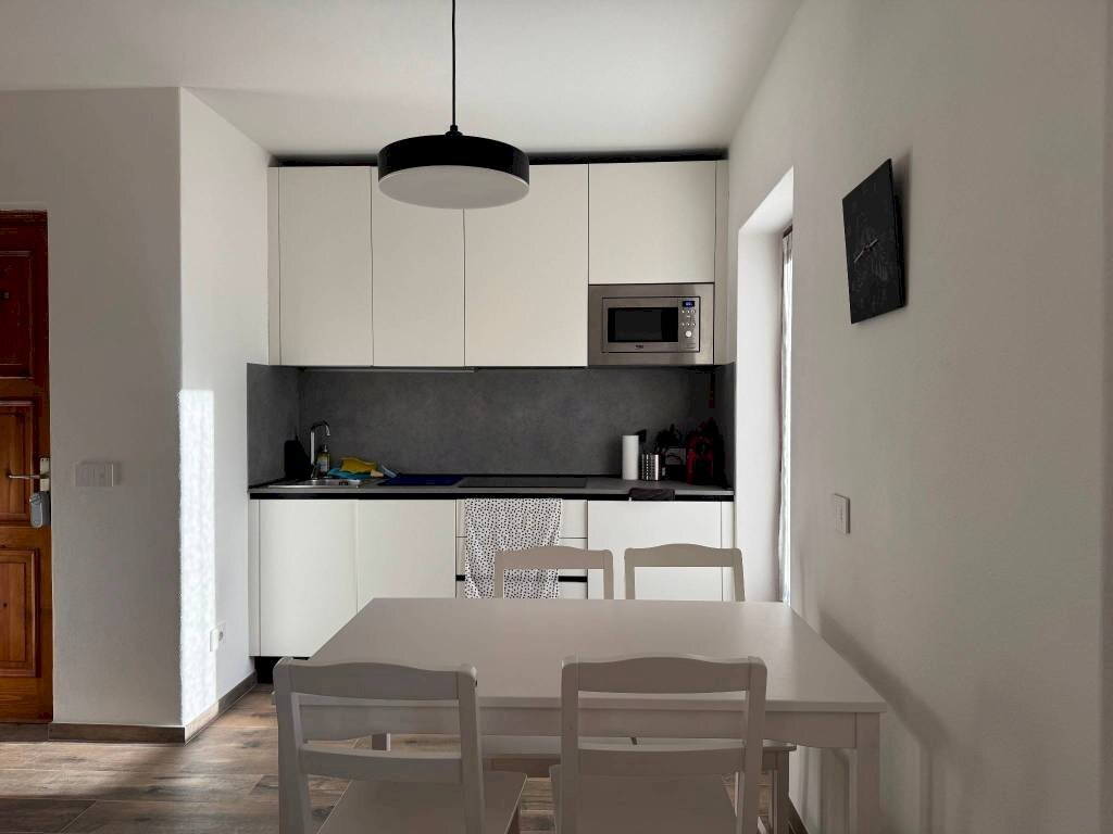 Cucina - Appartamento via Ripa Fontana, 4, Valdidentro - foto 2