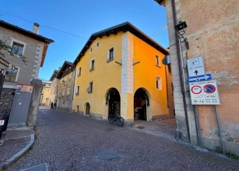 Facciata - Three-room apartment via De Simoni, 25, Bormio - photo 2