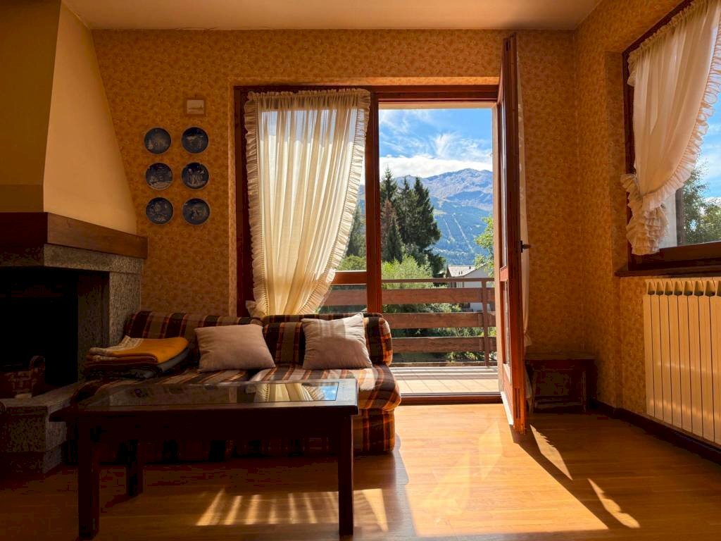 Salone - Three-room apartment via Dosso del Grillo, 4, Valdidentro - photo 3