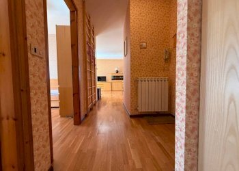 Corridoio - Three-room apartment via Dosso del Grillo, 4, Valdidentro - photo 34