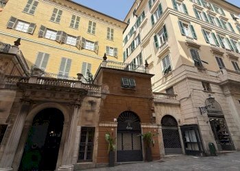 Negozio Salita Santa Caterina, 42 R, Genova - foto 2